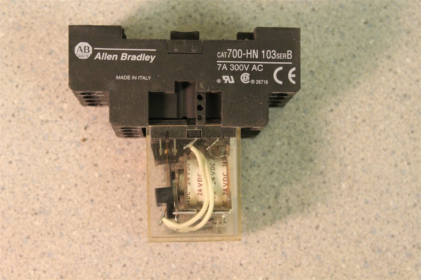 Allen Bradley 700-HN 103 Series B Relay Socket with Relay *FREE SHIPPING*