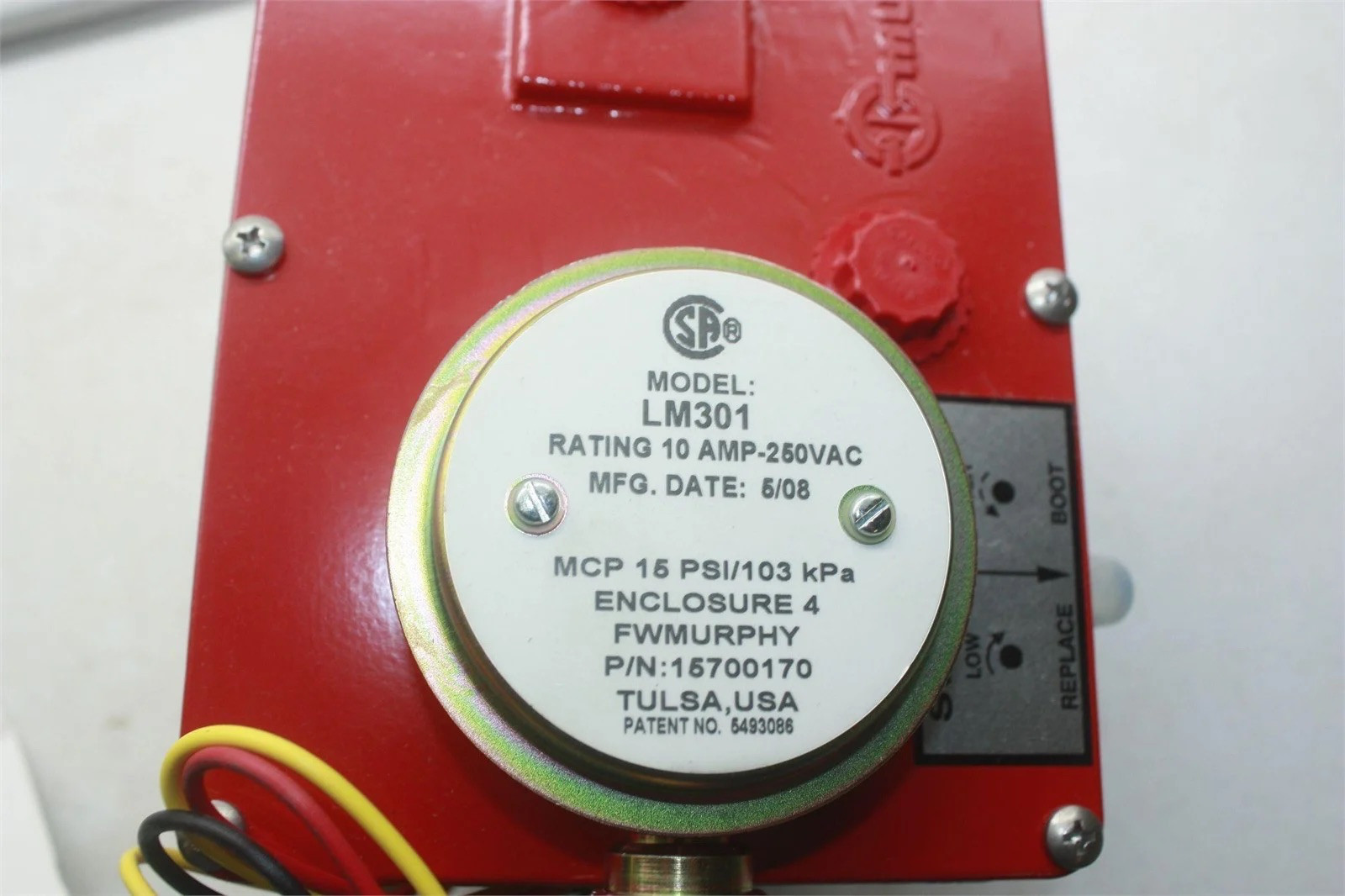Murphy Model Number LM301 Lube Level Maintainer Low Switch Contacts New Open Box
