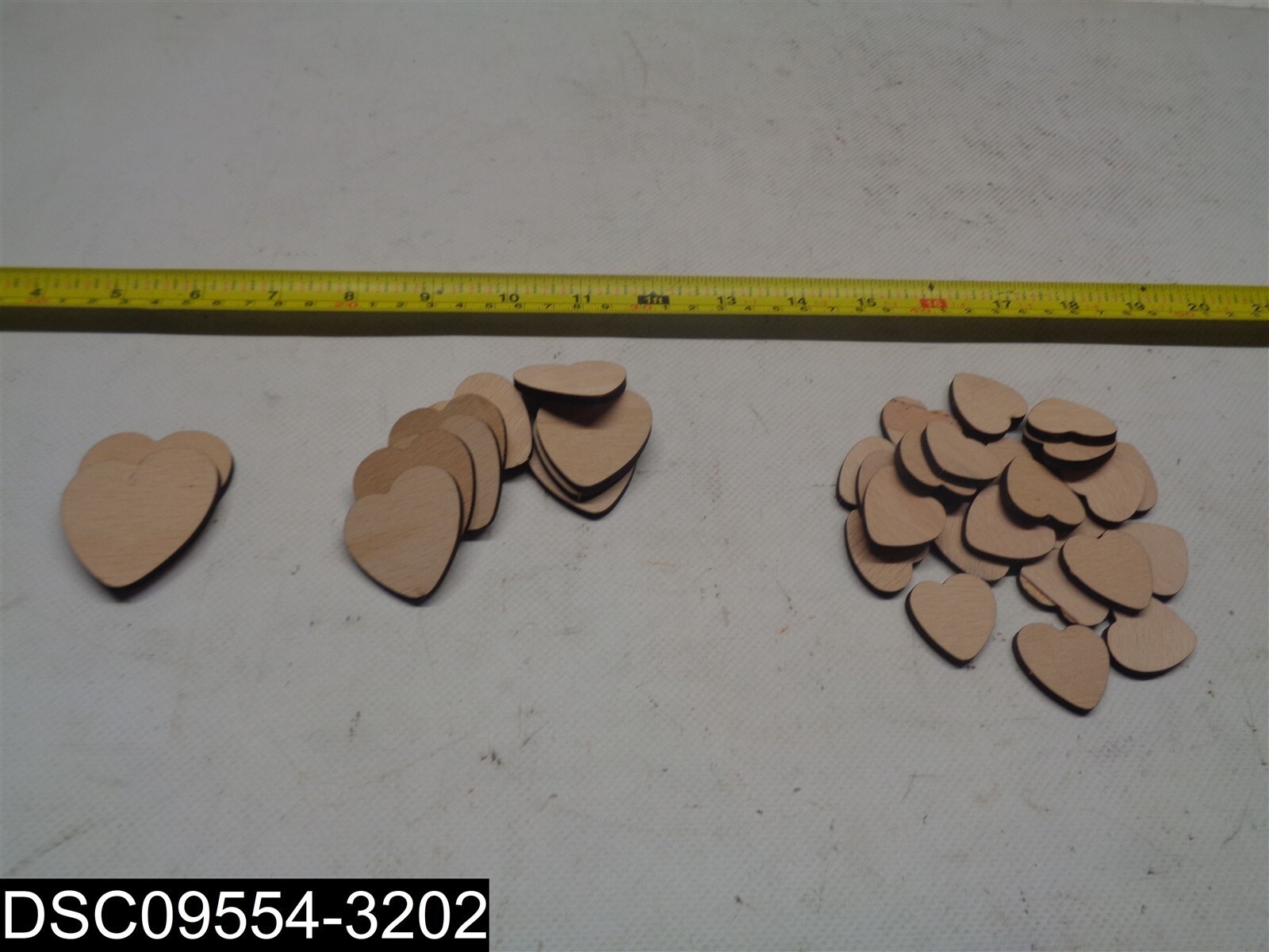 QTY=34-Variety of Wooden 1/8″ Thick Hearts-2X 1-3/4″, 9X 1-1/2″, 23X 1″
