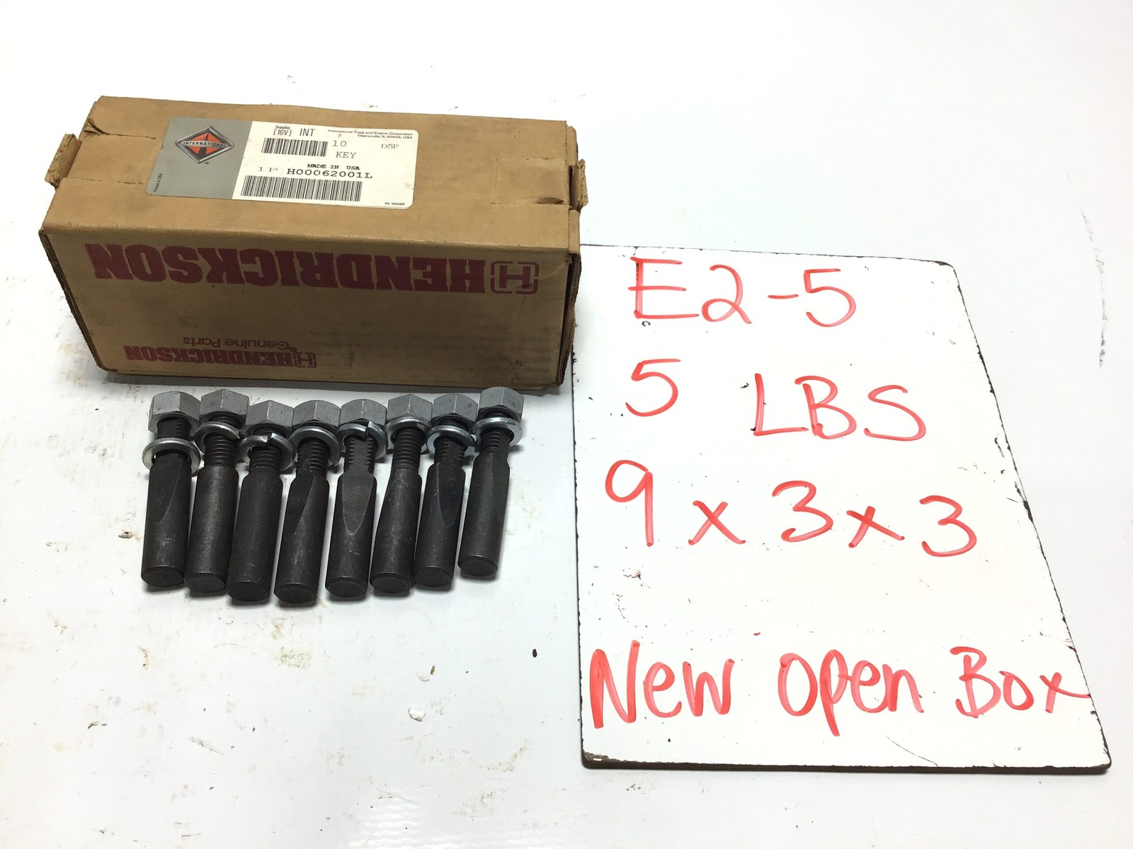 International Hendrickson H00062001L Suspension Nuts Bolts Kit (8pcs)