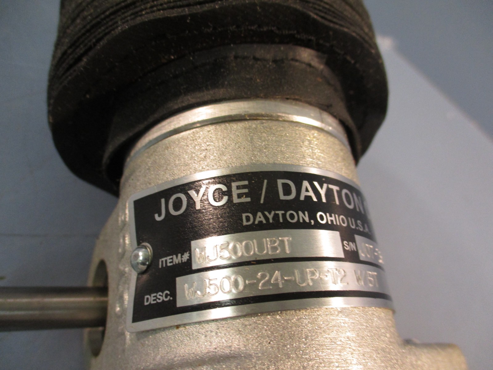 Joyce/Dayton WJ500UBT Machine Screw Jack 24″ Stem, Mechanial Upright Actuator