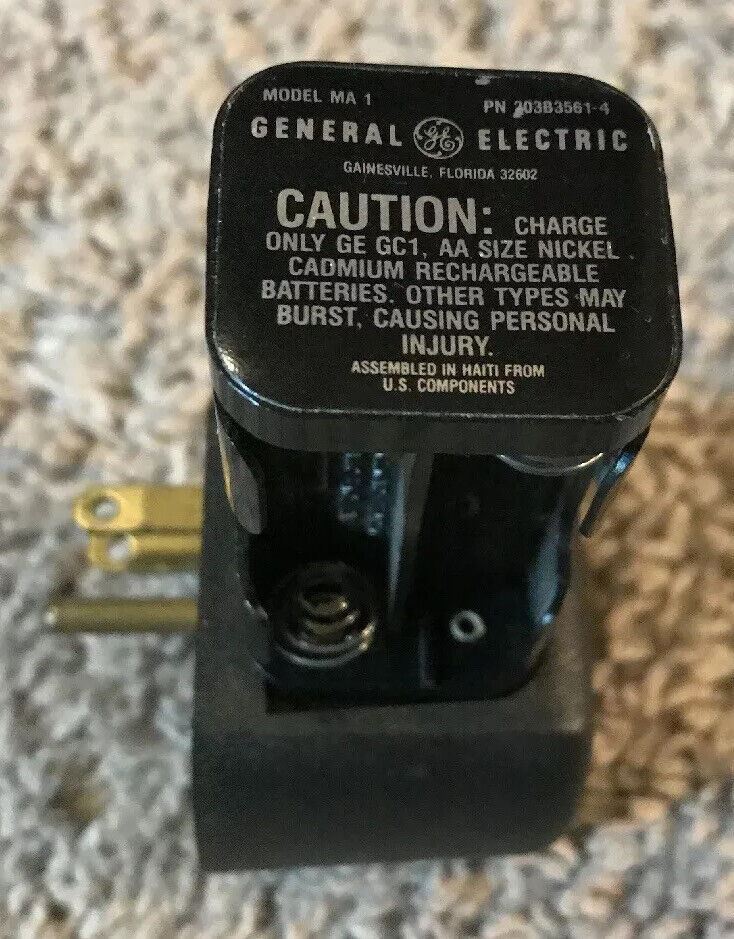 General Electric Model BC2 Double Charger 49B111ED04-1 with AA Charging Piece