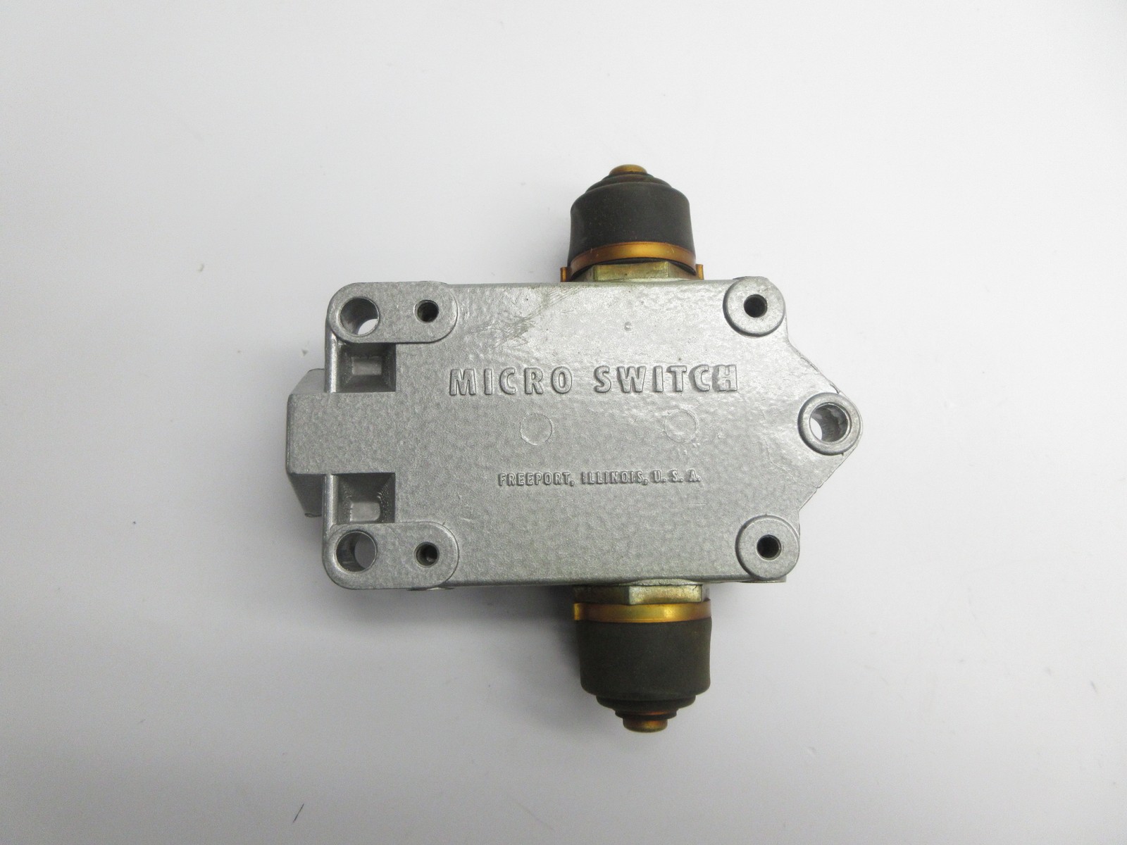 MICRO SWITCH BAF1-3RNX1 480VAC 20A (GREY) NSNP