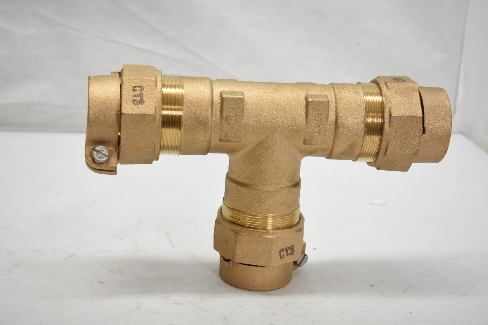 Ford Meter Box Joint CTS Water Service Brass Reducing Tee 2″ x 2″ x 2″