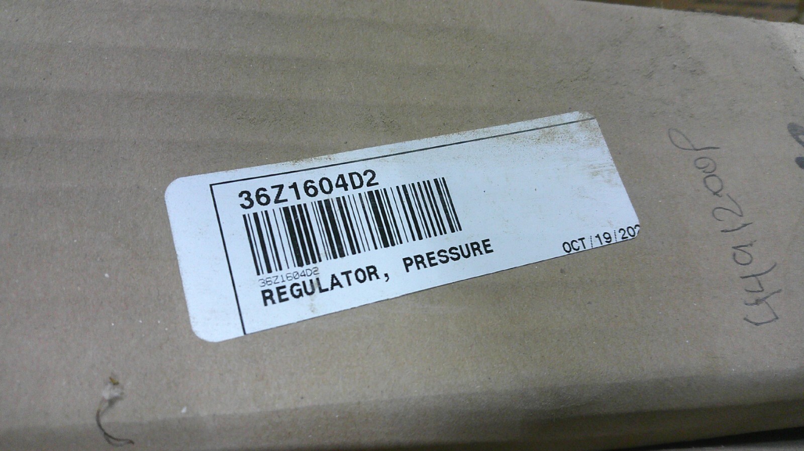 NEW NORGREN R74G-4AT-RSN 300PSIG MAX REGULATOR P&H 36Z1604D2