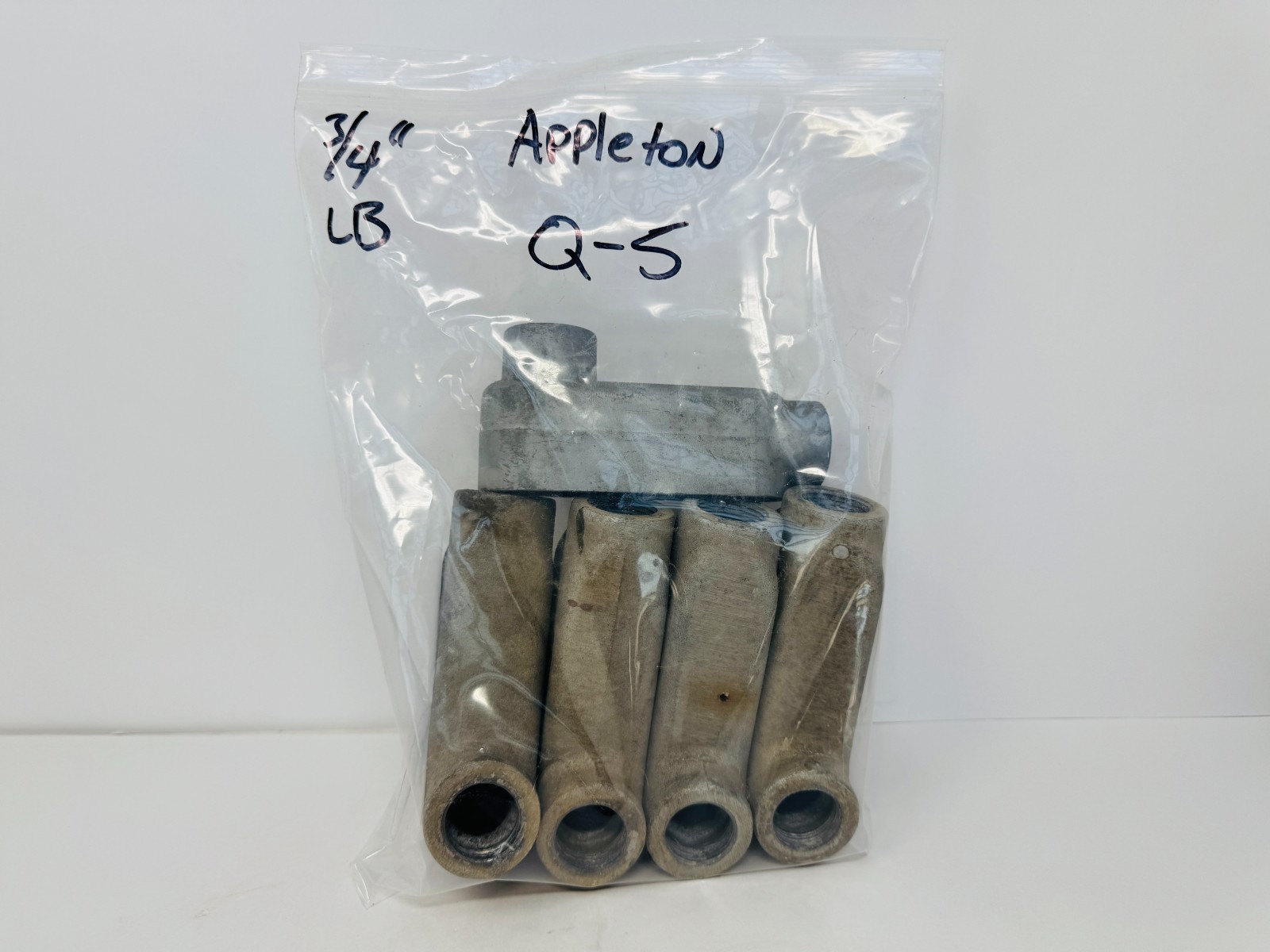 Appleton LB-3/4 Inches Form 85 Unilet Conduit Body Aluminum Fitting Pack Of 5