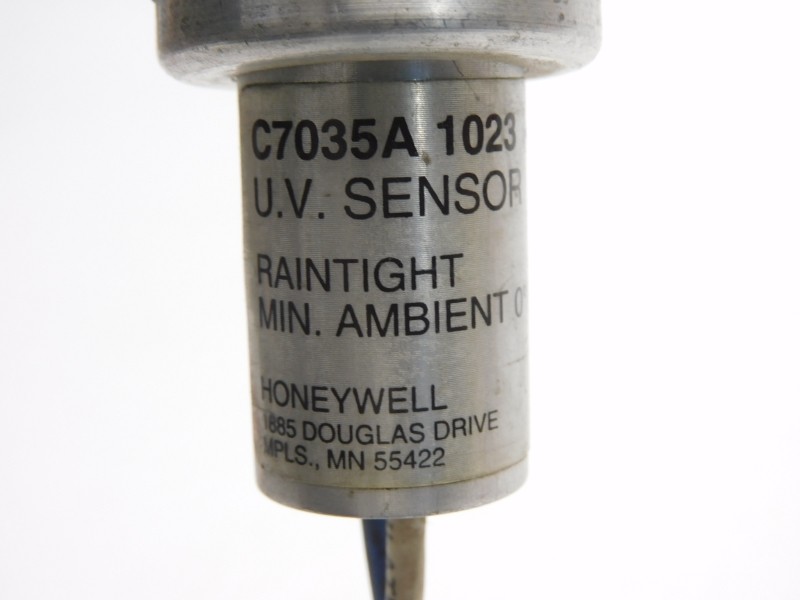 HONEYWELL C7035A1023 (NO BULB) UNMP