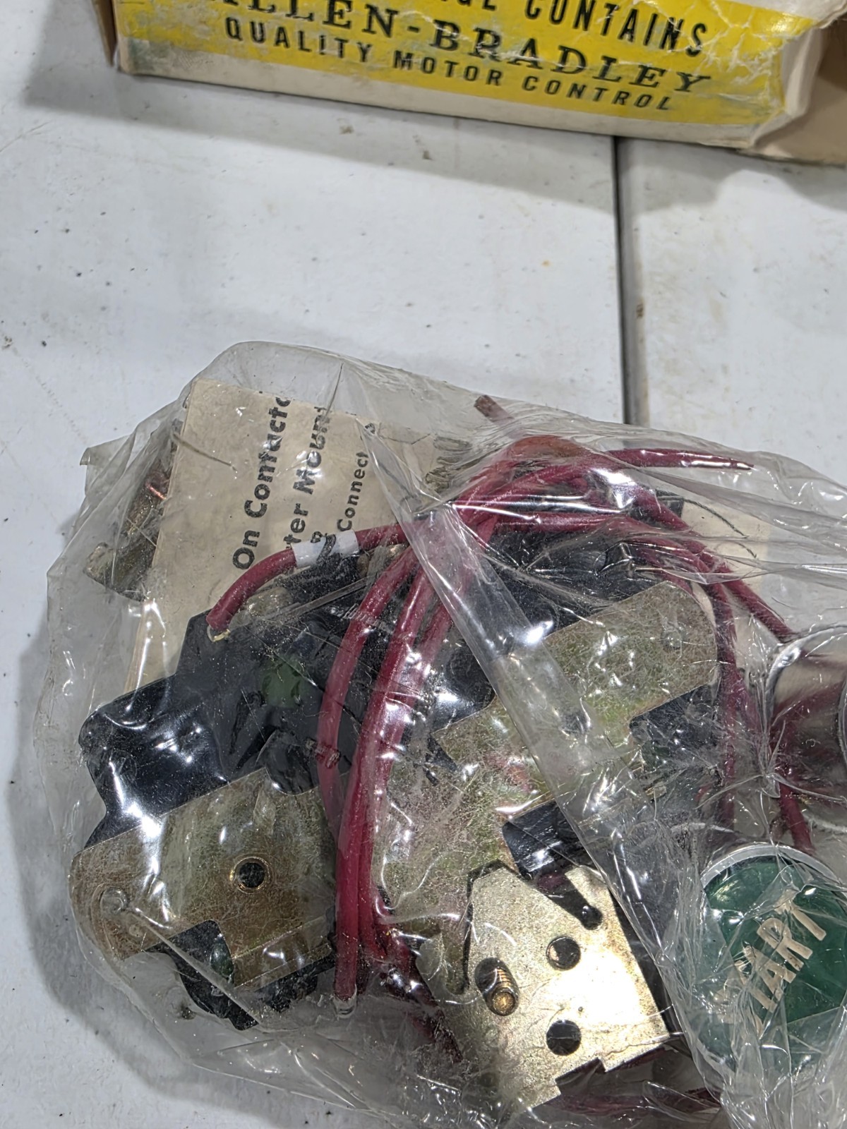 NEW IN BOX! ALLEN-BRADLEY SIZE 00-0-1-2 START/STOP PUSH BUTTON KIT 1481-N1