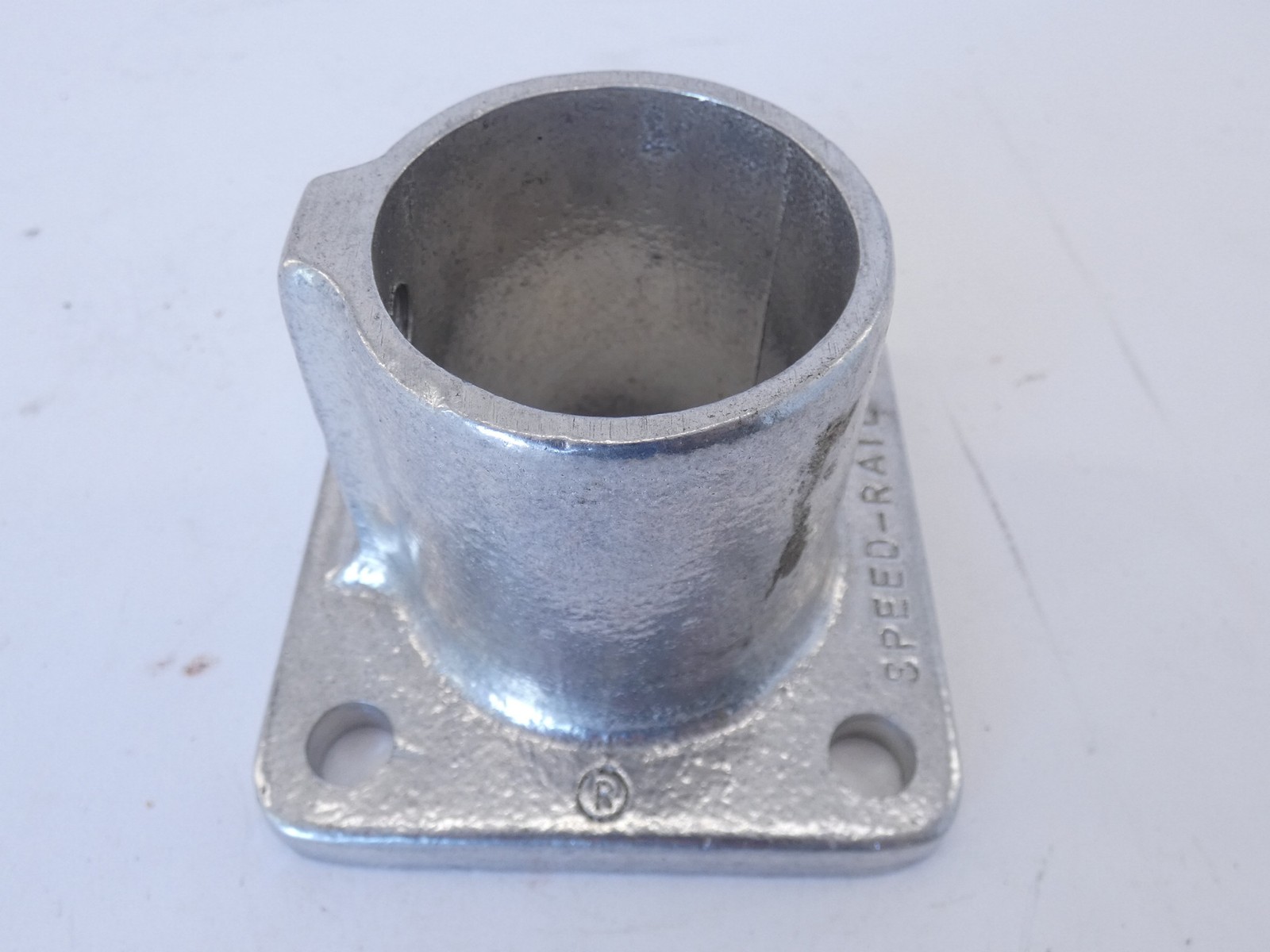 Hollaender Speed-Rail CINTI.O Pipe Fitting Structural Flange