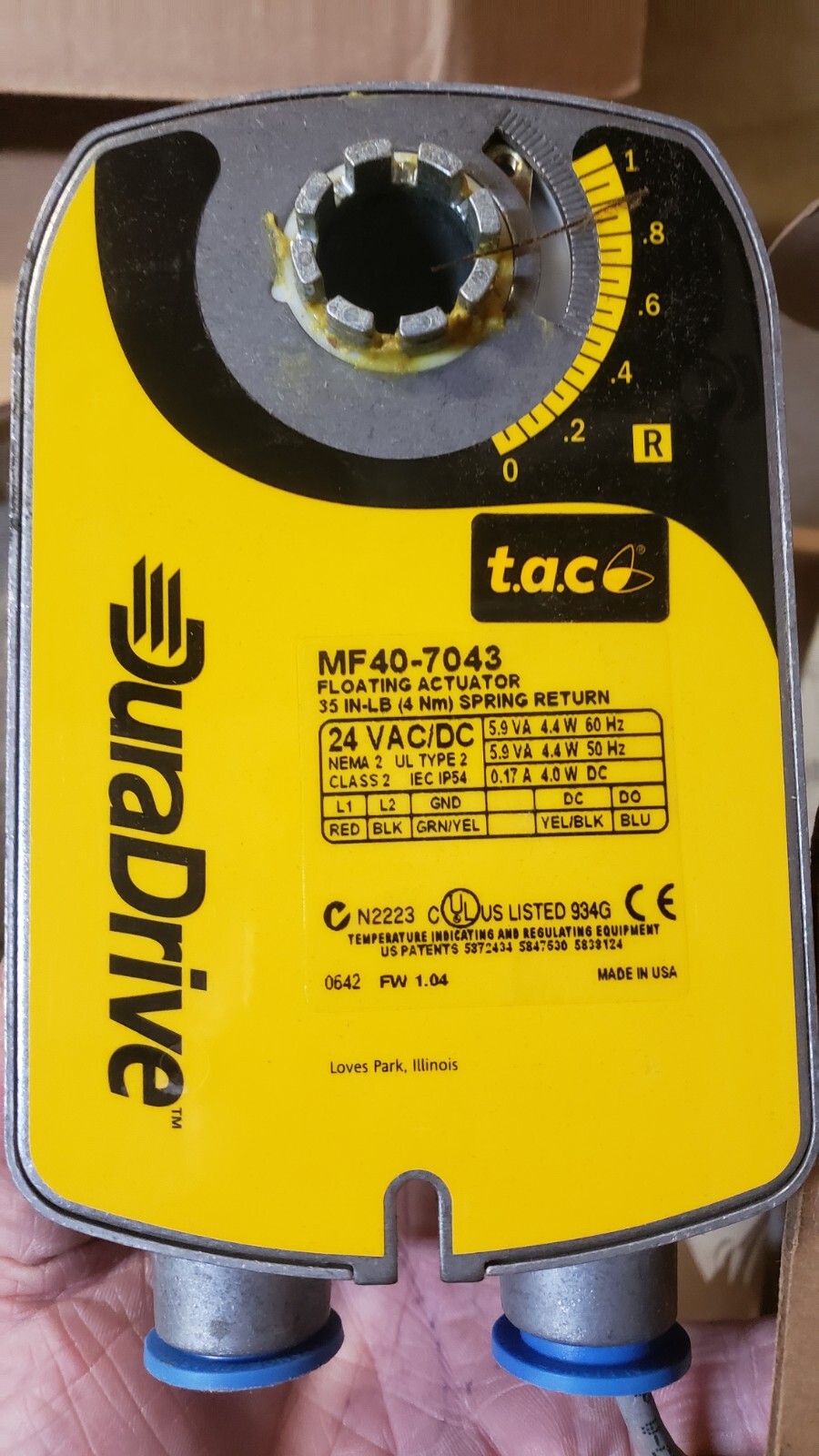 NEW Schneider TAC Electric Floating Actuator 35 lb Spring # MF40-7043