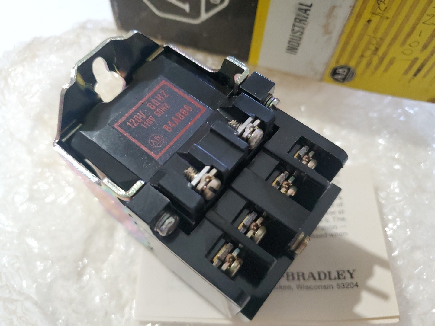 ALLEN BRADLEY 700-N400A1 SERIES C, TYPE N, AC RELAY