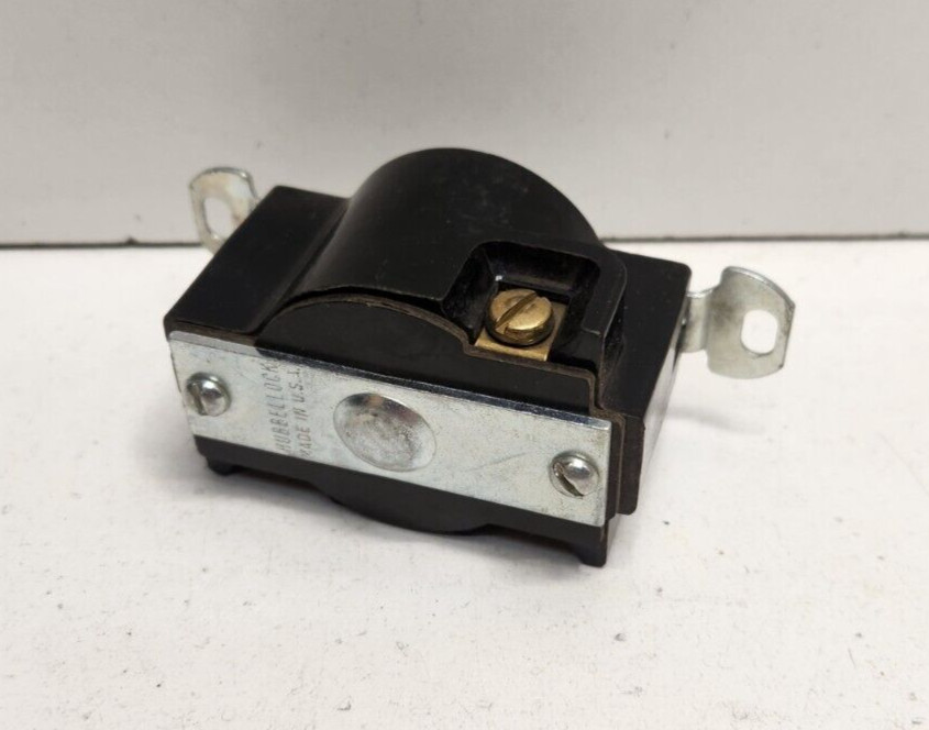 GUARANTEED! HUBBELL 20A 125V HUBBELLOCK RECEPTACLE 23000G