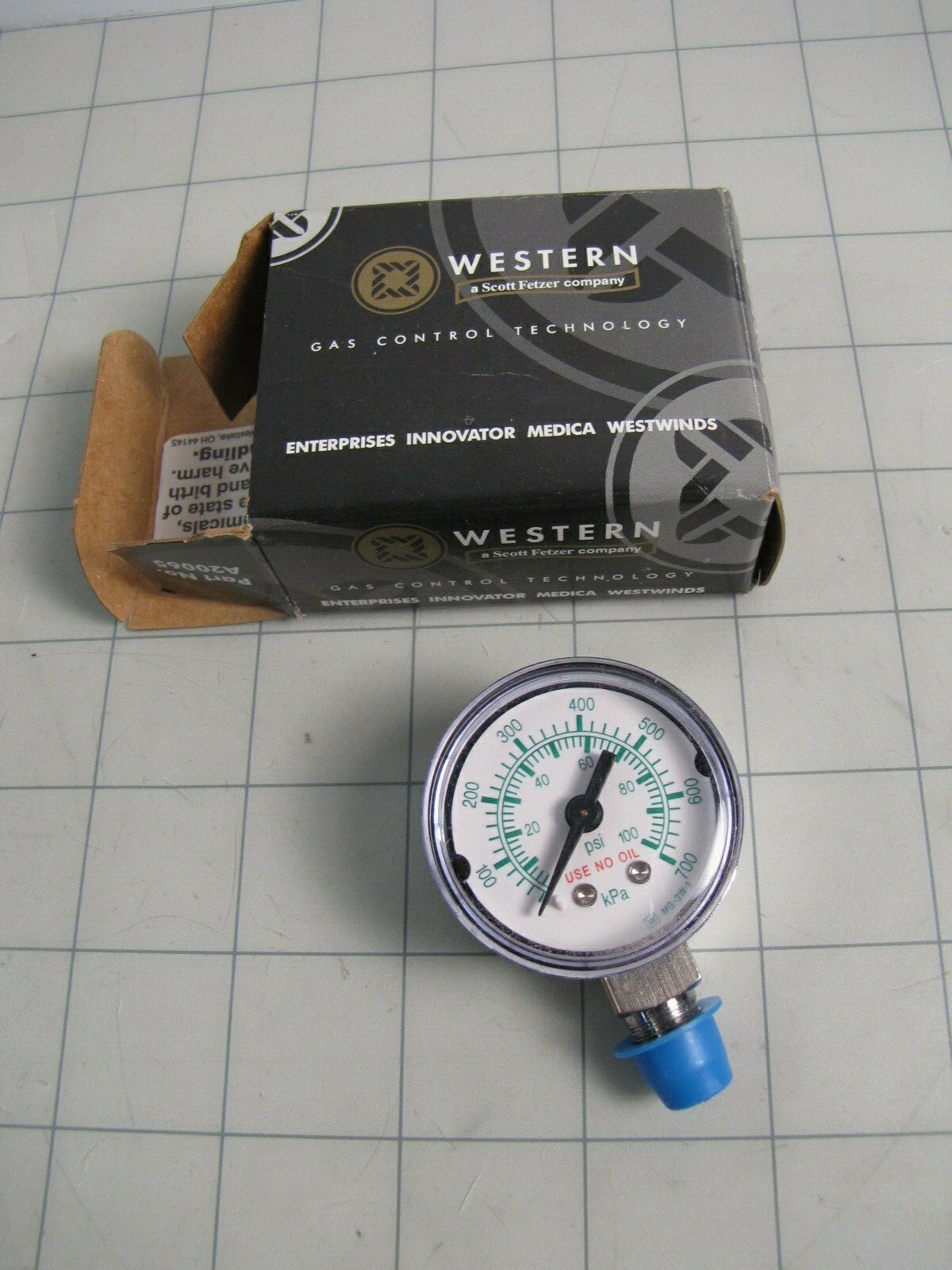 Western MG-C3 / MG-3W-1 Pressure Gauge 0-100 PSI NEW