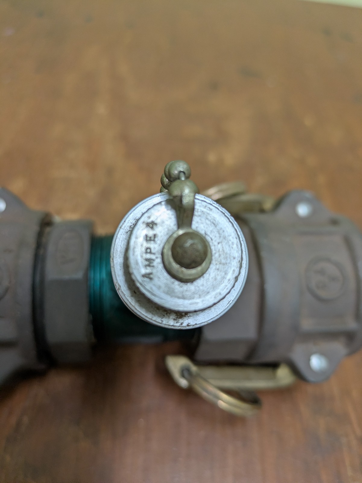 Ever-Tite 1 1/2″ Cam Groove Coupler With Snap Tite Relief Valve Unit