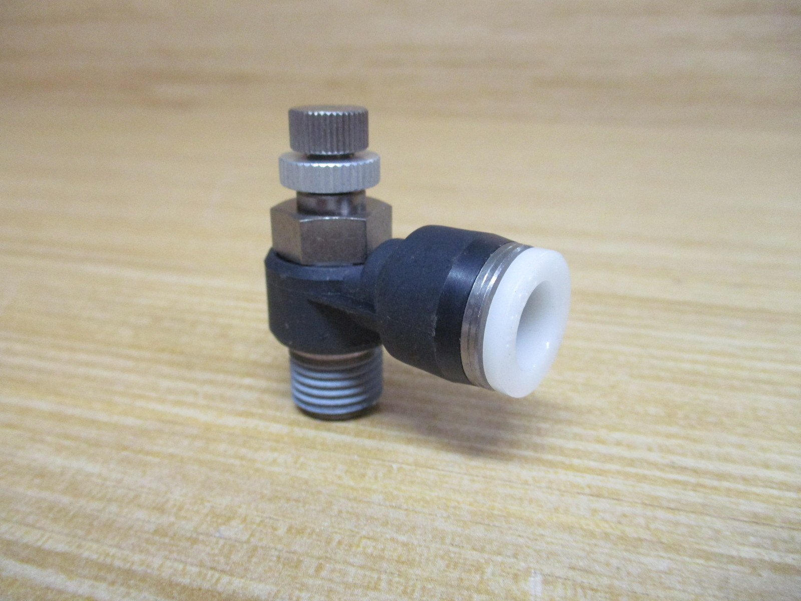 Pisco JSC3/8-N2AU Flow Control JSC38N2AU (Pack of 3)