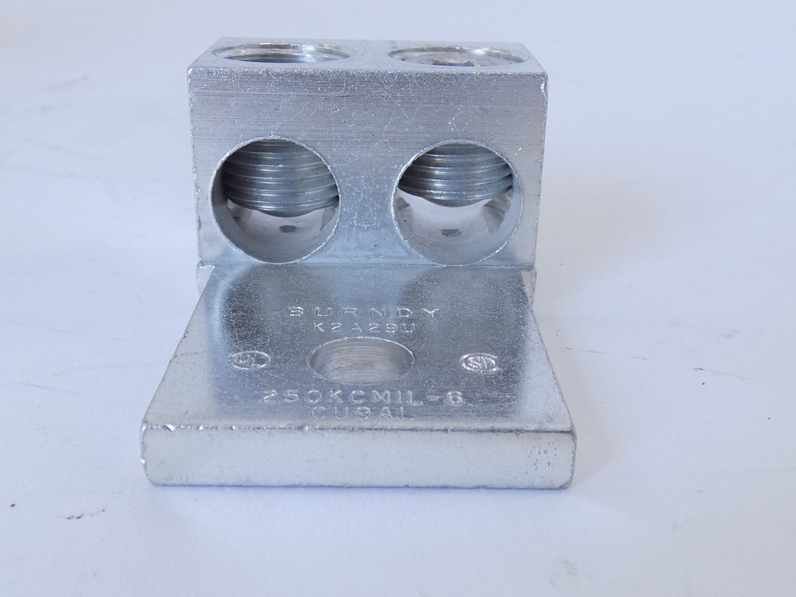 Burndy K2A29U Universal Terminal Wire Connector Lug – NEW Surplus!
