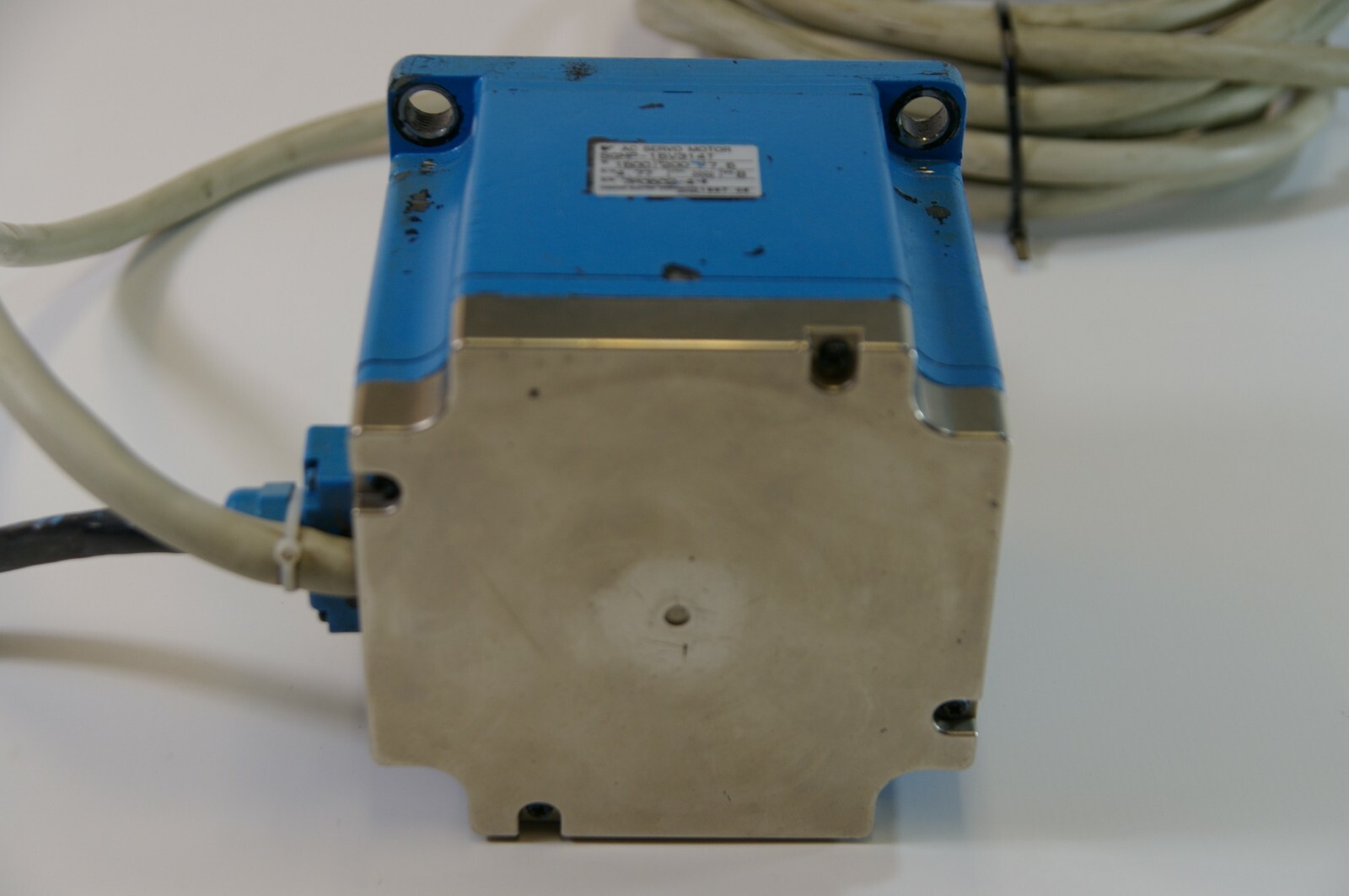 Yaskawa SGMP-15V314T Servo Motor