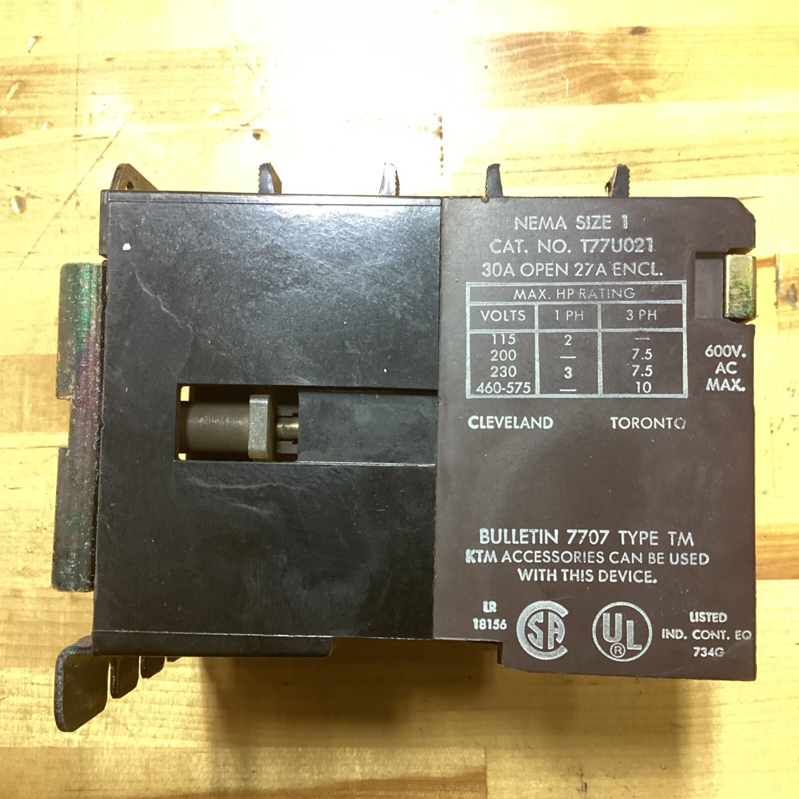 Sylvania 30 Amp Contactor T77U021 Joslyn Clark E51