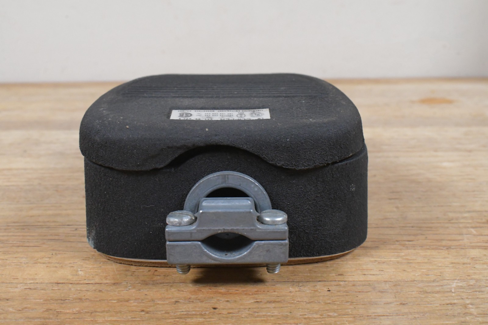 Linemaster Foot Switch Corp CLIPPER 632-S 125-250 VAC 20Amps 1HP
