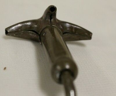 M44A1 A2 Hood Catch Clamp – P/N 7539197 – NSN 2590-00-040-2075 – New