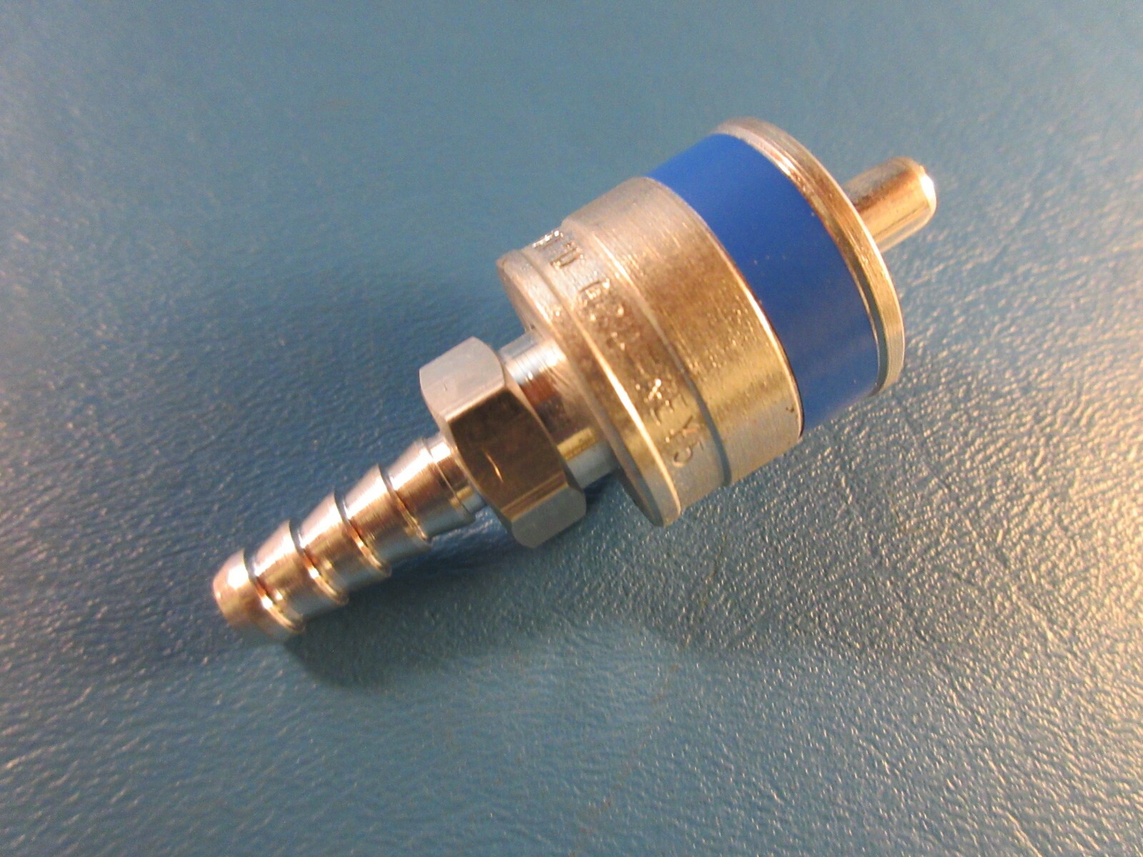 Swagelok BQC4-S-4HCK5, Quick-Connect, 1/4″ Hose Barb, Blue
