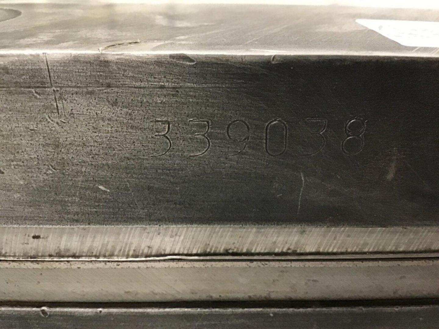 VAN DORN Pair of Sliding Platen Shoes 339038 PAIR Used #141400