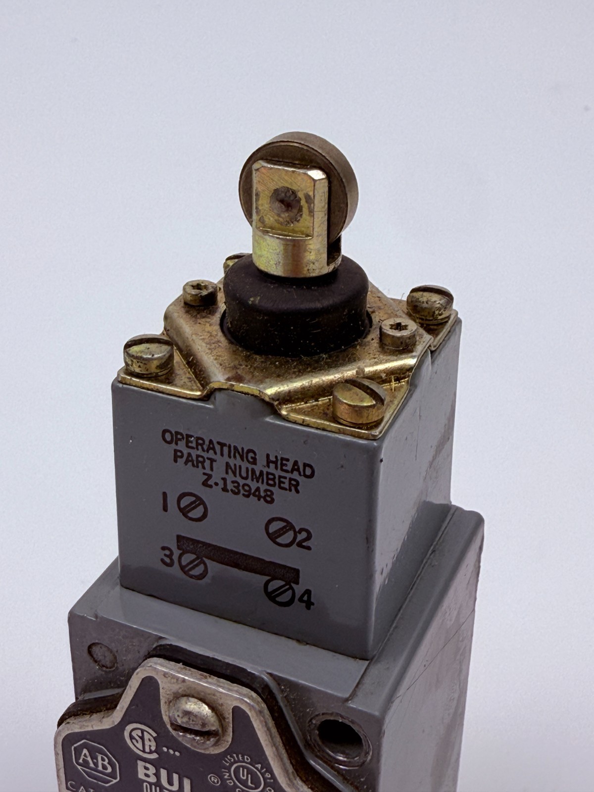 Allen-Bradley 802T-D Oiltight Limit Switch Enclosure Type 13 w/ Z-13948