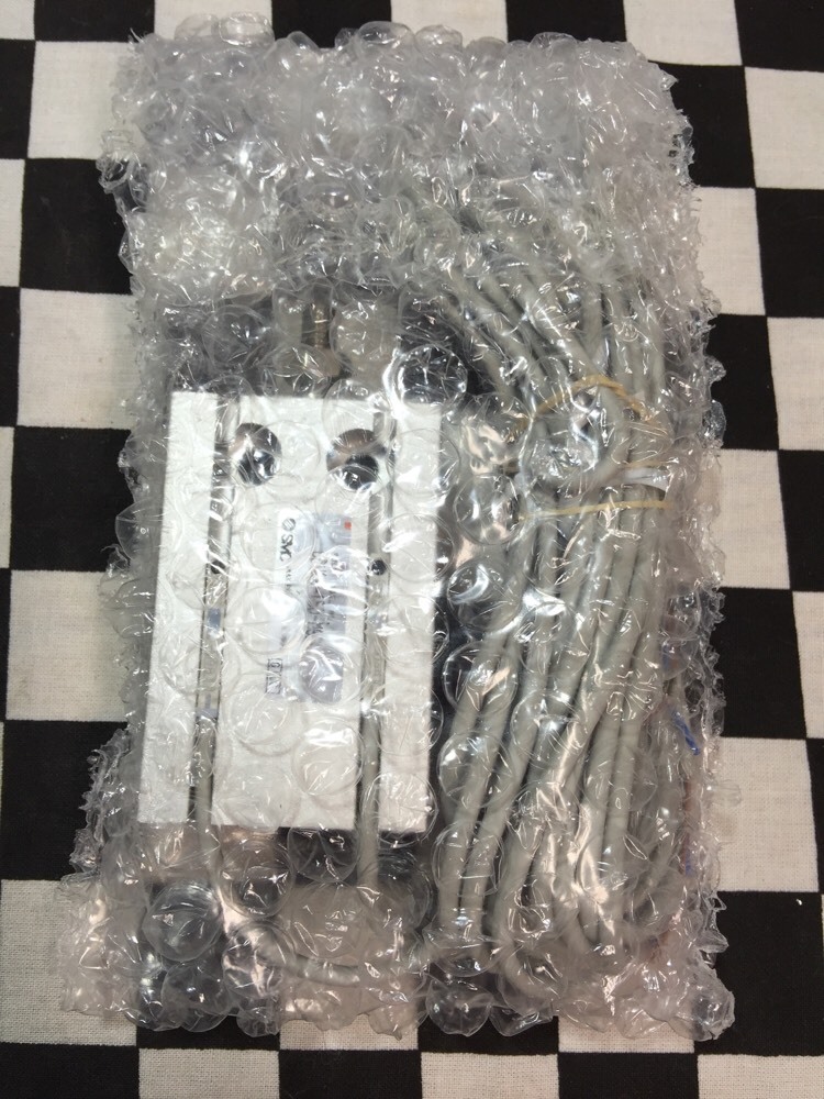SMC Compact Cylinder CDU20-15D-M9ML, CDU2015DM9ML, ShipSameDay #1374Q