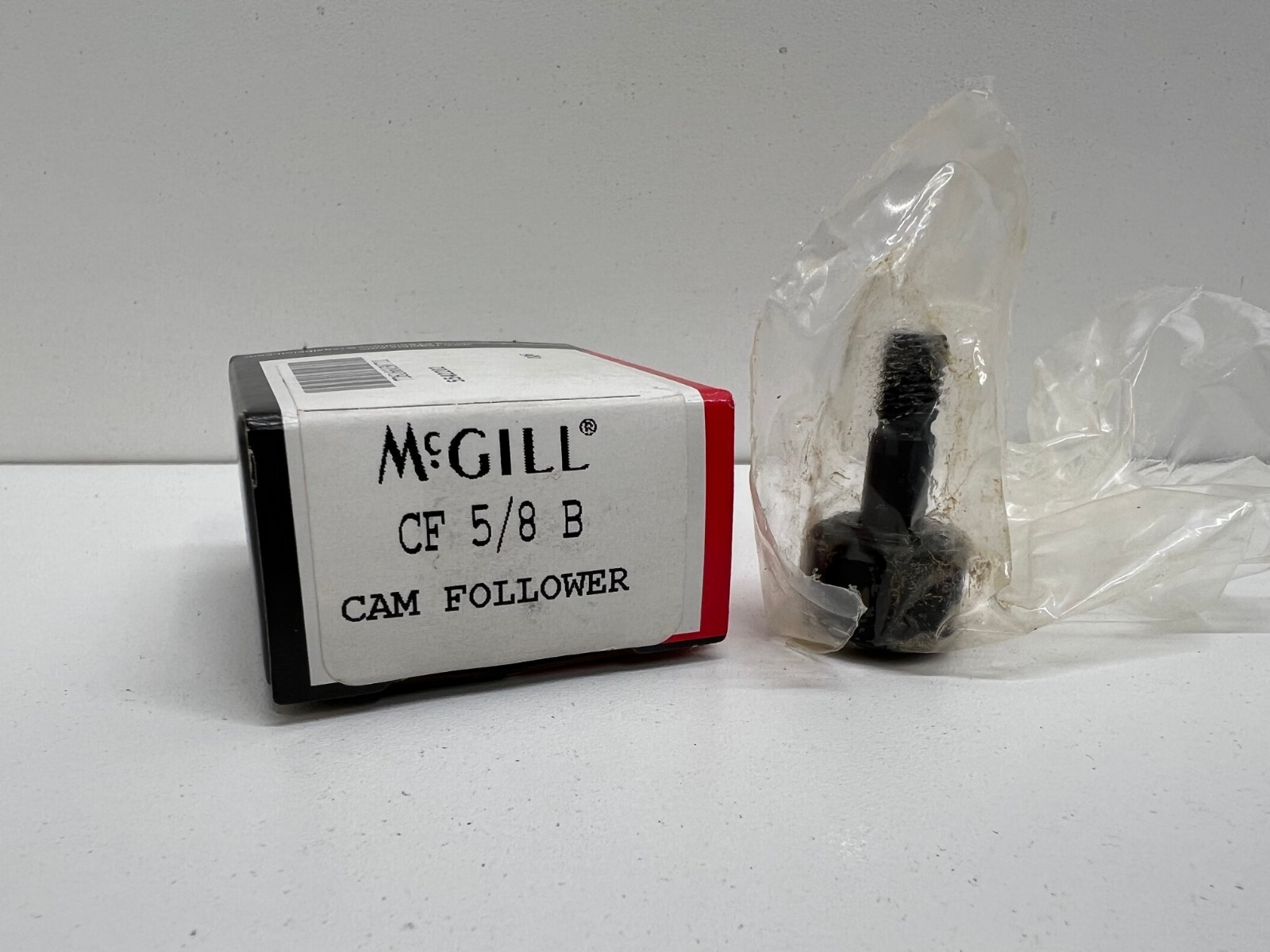 NEW IN BOX! MCGILL CAM FOLLOWER CF-5/8-B