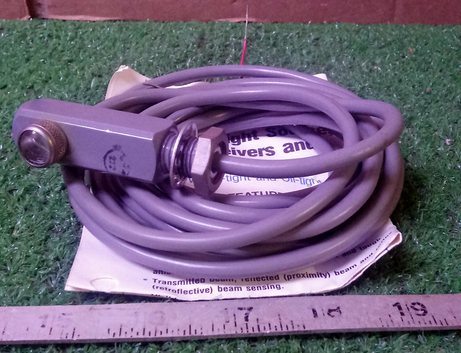 1 NEW ECA 47CN4-4003 PHOTOSWITCH NNB ***MAKE OFFER***