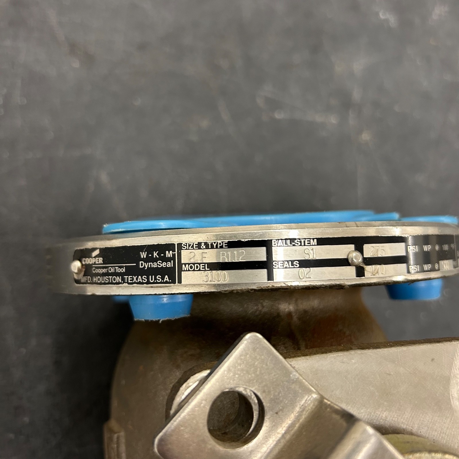 Cooper WKM Dynaseal Ball Valve Mod 310D 275 PSI 2F B112