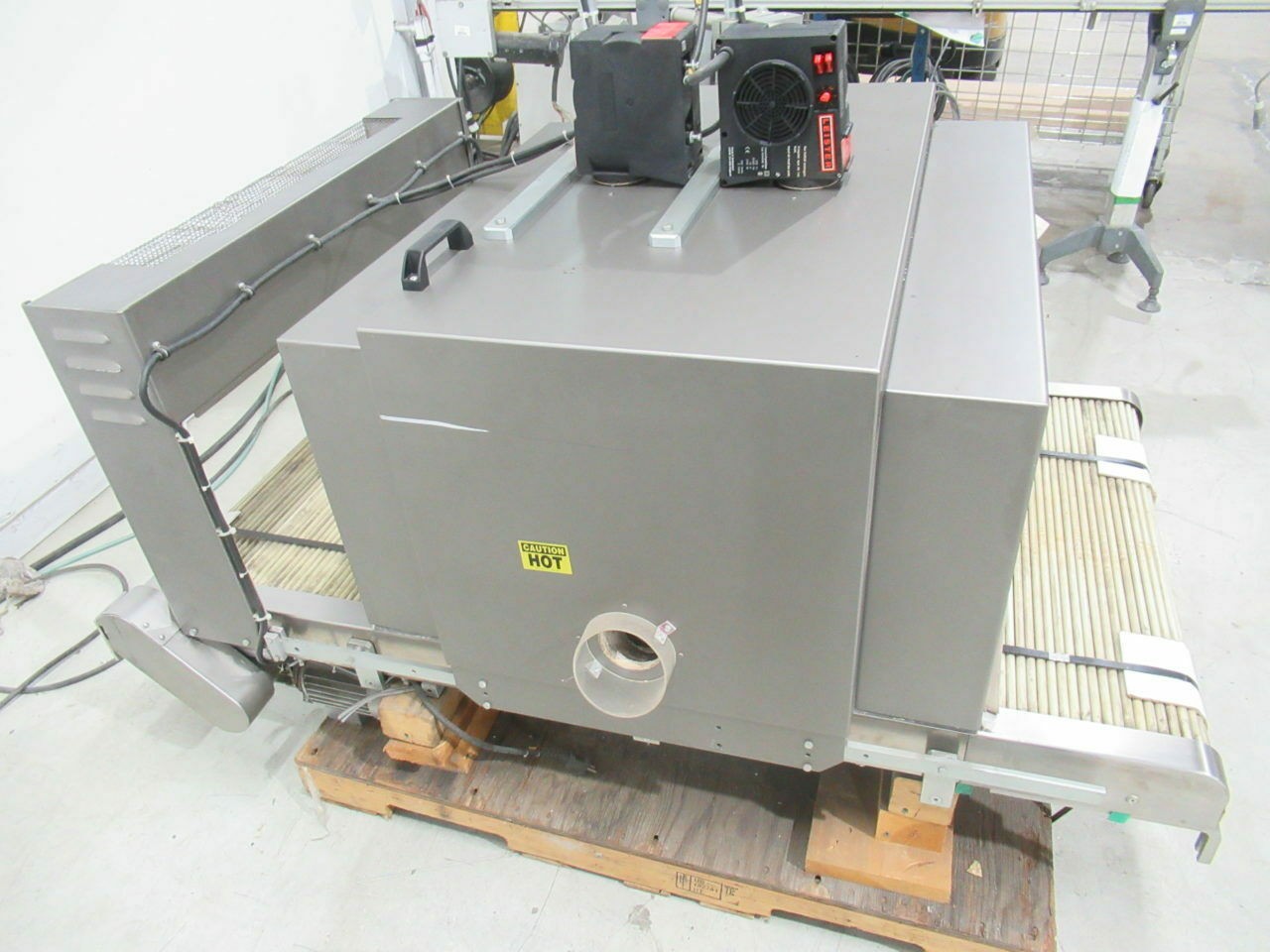 Heating Tunnel W/2 Lester Heating Gun W Conveyor DIM  66LX39WX34H