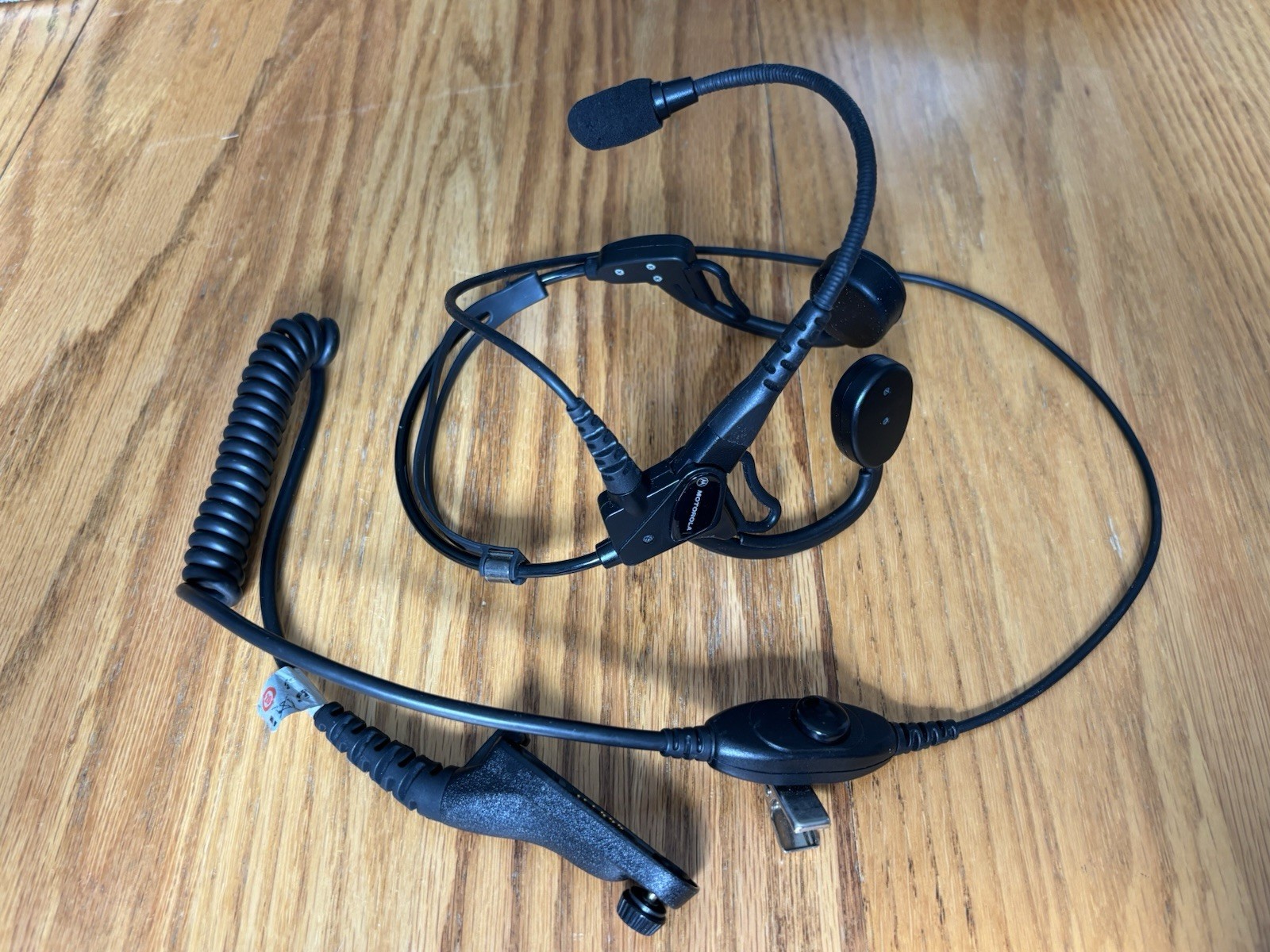 Motorola PMLN5011A Tactical Temple Transducer Headset Radio ConnectorPTT Button
