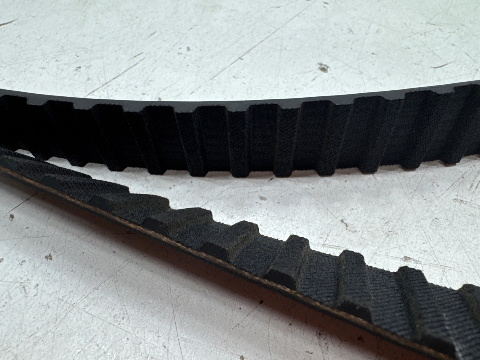 Bando Synchro-Link 1250H100 , 1250-H-100 , 1250H-100 Cogged Timing Belt