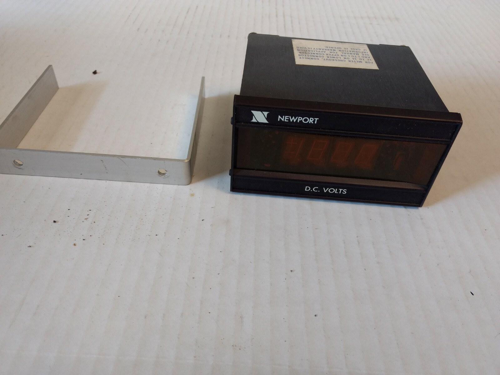 newport laboratories dc volts 24479 200as-3 a3 , d2
