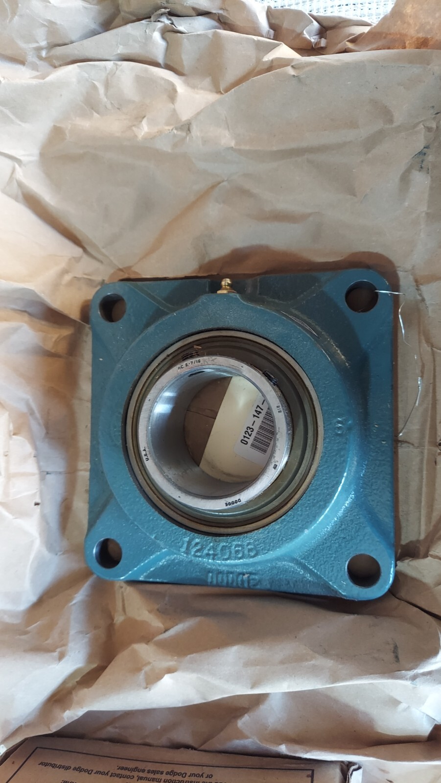 New Dodge 123750 F4B-SCAH-207 Flange Mounted Bearing 2 7/16″