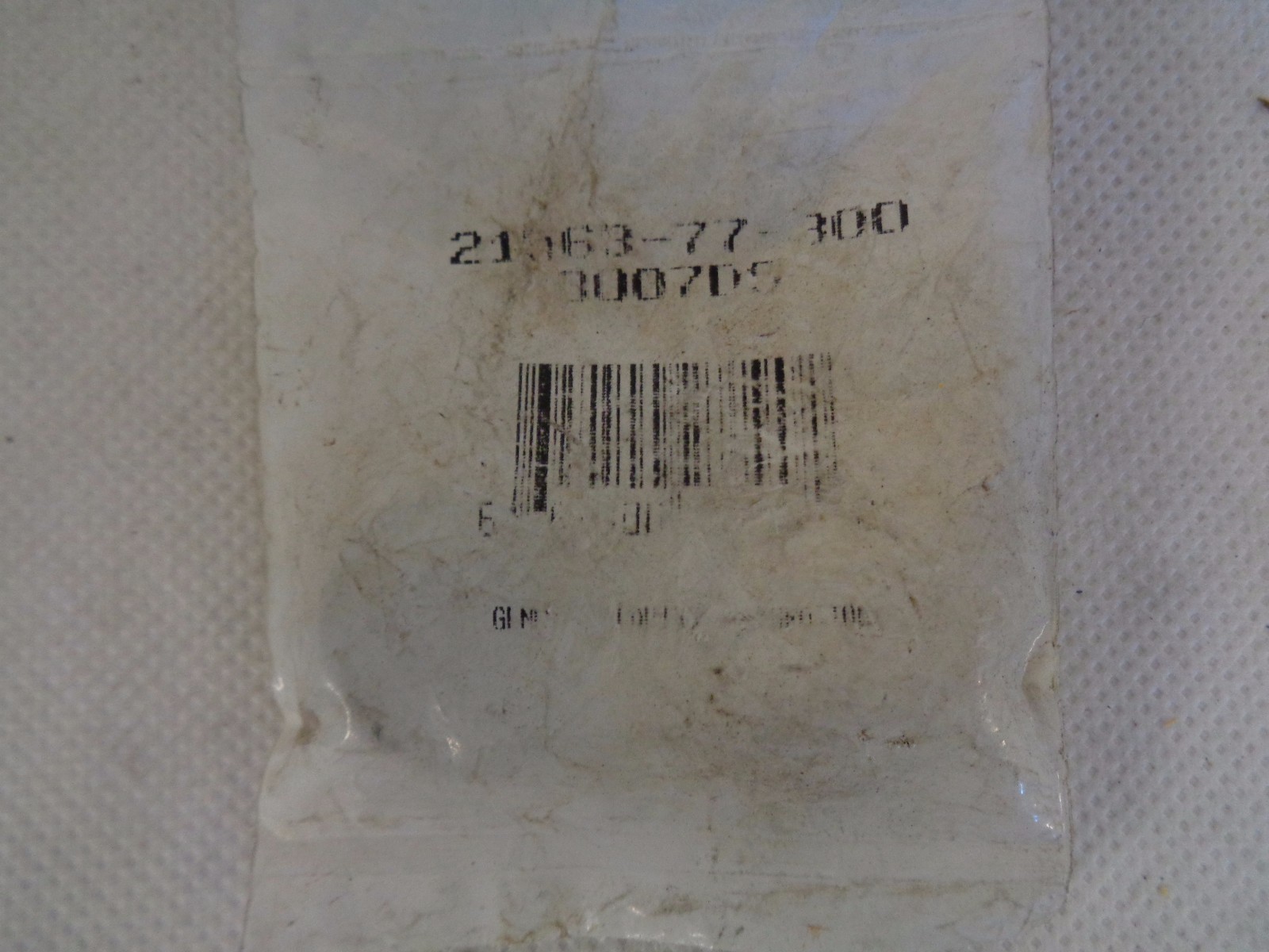 NEW GENERAL BEARING 21563-77-300 3007DS SHIELDED BEARING