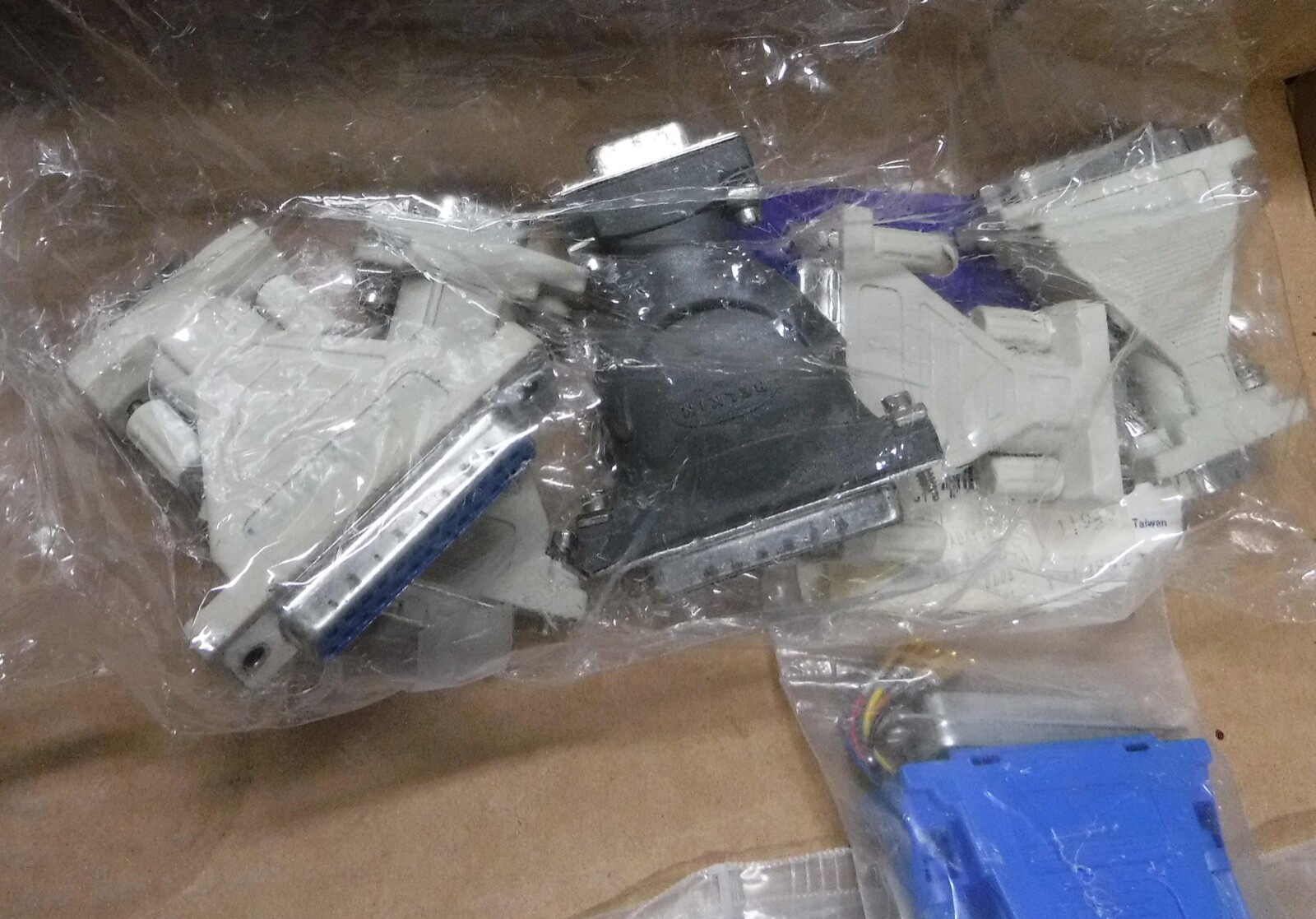 ASSORTED LOT OF PACKAGED COMPUTER CONNECTOR AND PARTS FREE SHIPPING