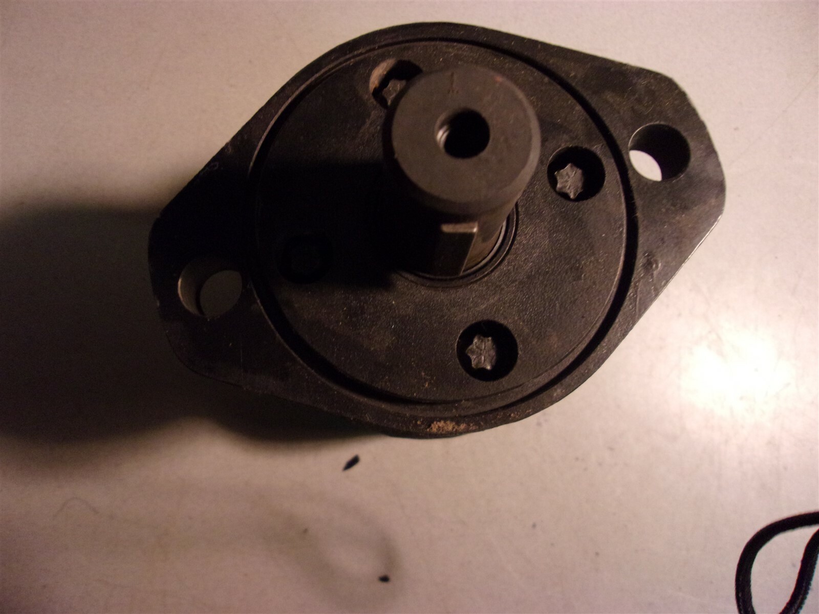 NEW Char-Lynn 103-1035-012 Motor MR 22759 *FREE SHIPPING*