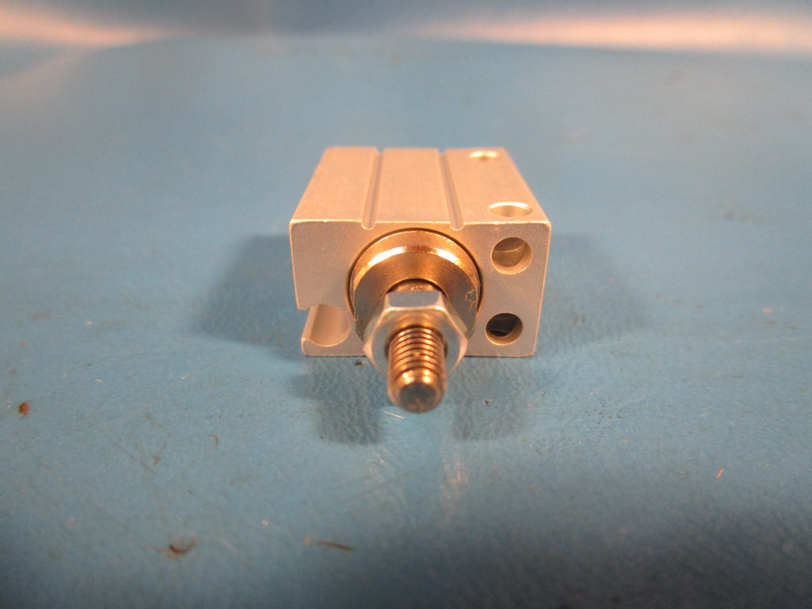 SMC CDUJB8-6DM, Mini Free Mount Cylinder, 8mm Bore, 6mm Stroke, Auto Switch,Male