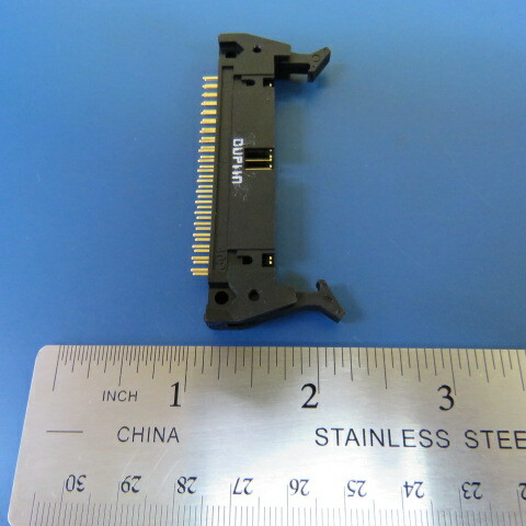 OUPIIN 3011-40GSB1A/SN Qty of 24 per Lot Box header with ejectors 2.54mm