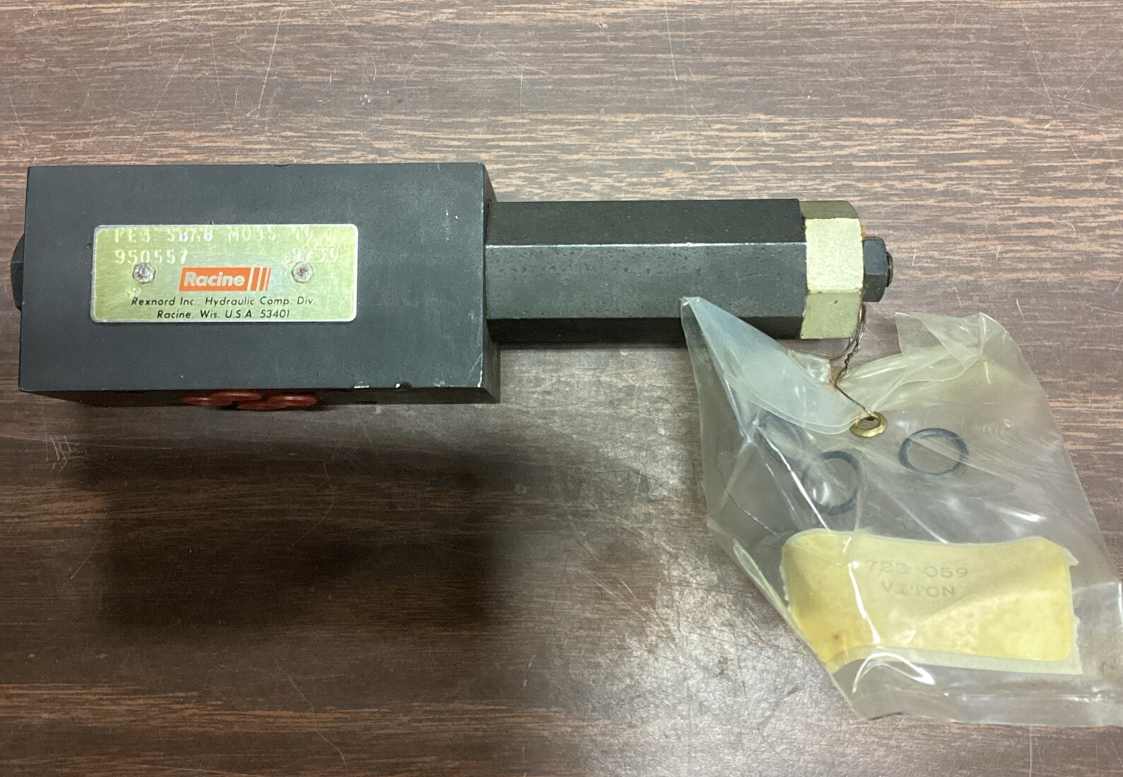 RACINE REXROTH VALVE FE3 SBAB M01S 10 950557 CNC FE3SBABM01S10 A60