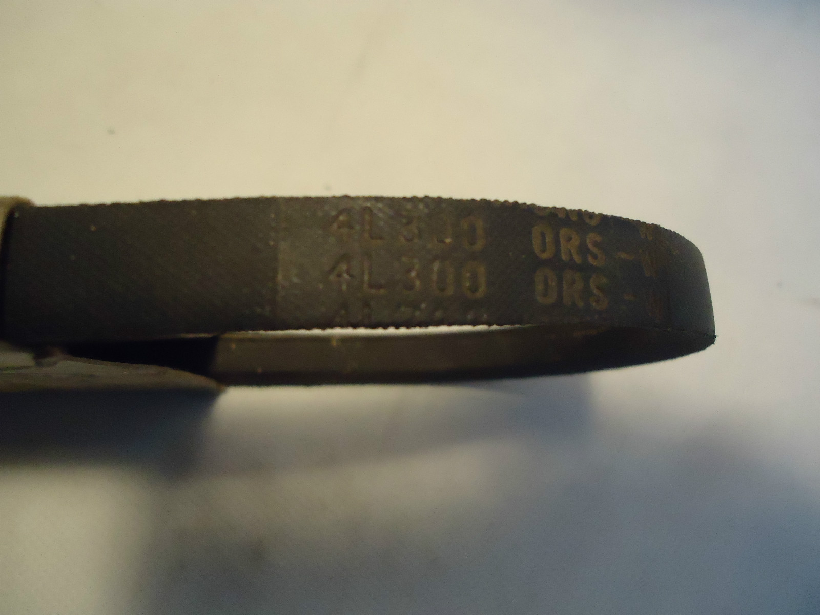 NEW SID HARVEY’S 4L300 V-BELT