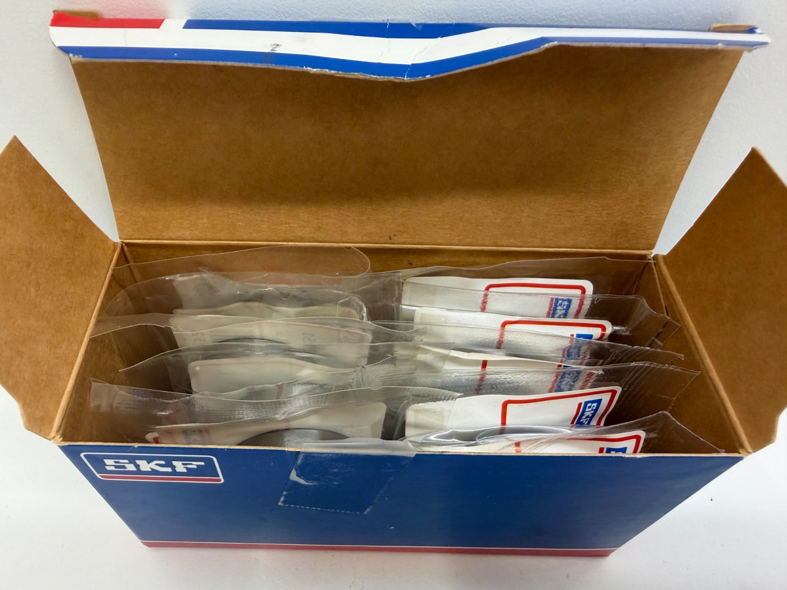 LOT OF (12) NEW IN BOX! SKF DEEP GROOVE BALL BEARINGS 61804-2RS1