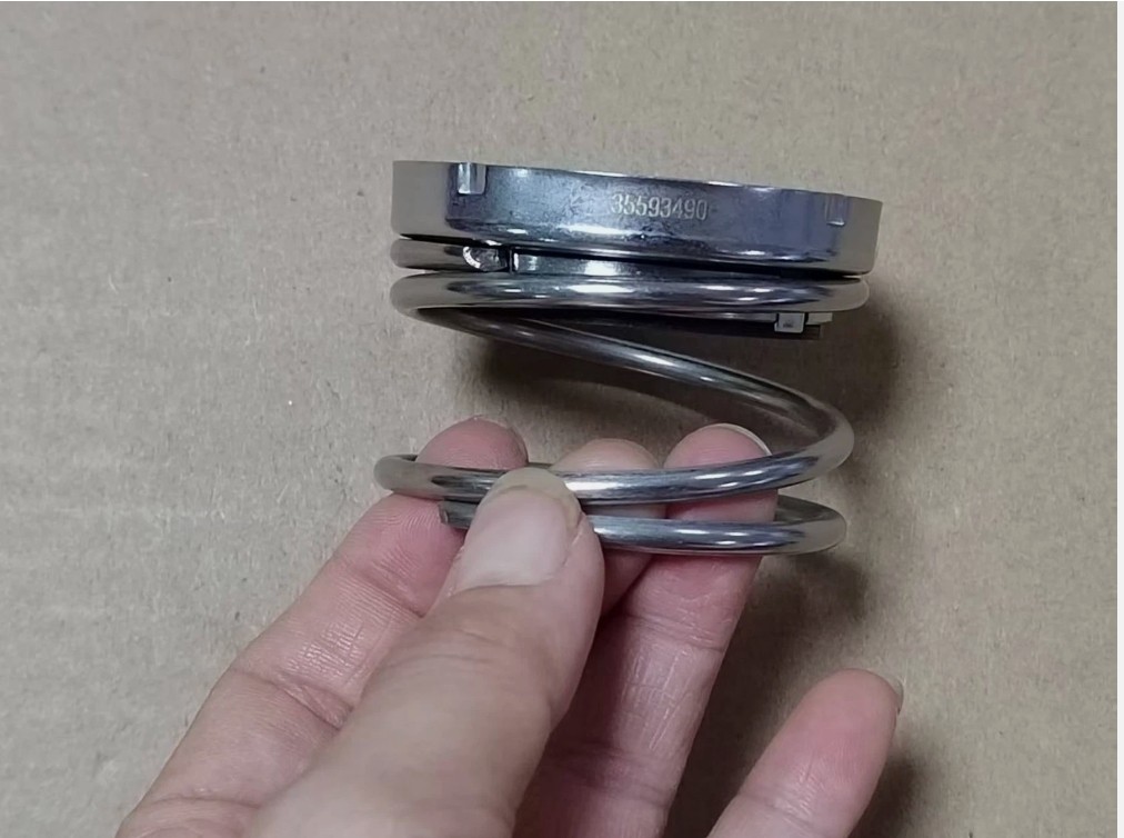1PCS New For 35593490 Mechanical seal/oil seal/machine seal