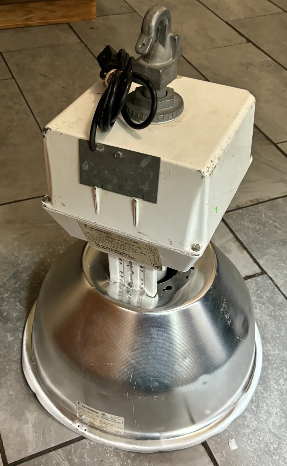 Day-Brite Lighting HB0400SMT Fixture Fitting with HID AA16 Fixture Fitting