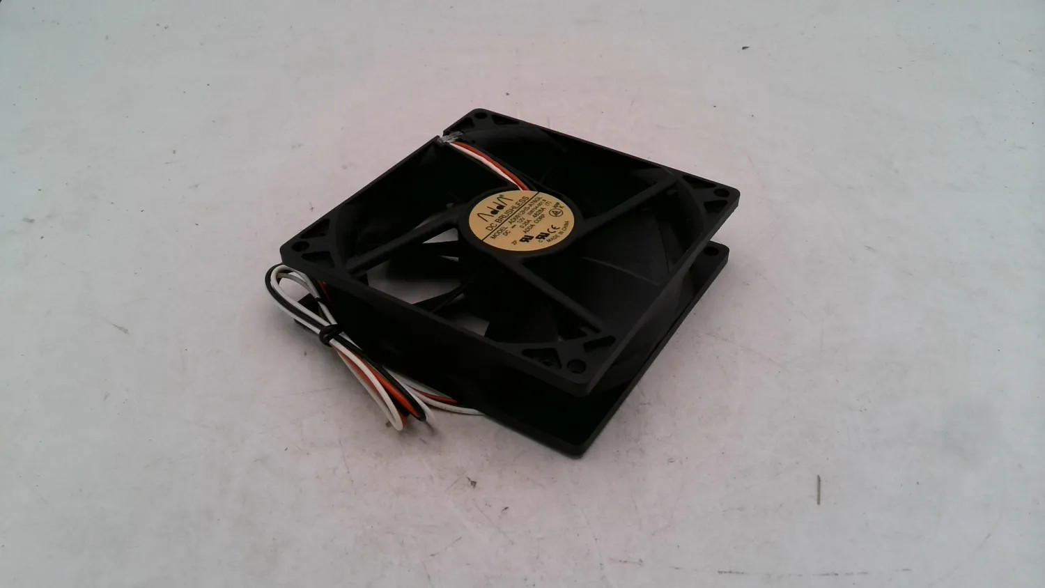 ADDA AD0912HS-A76GL 12V DC BRUSHLESS COOLING FAN 0.25A