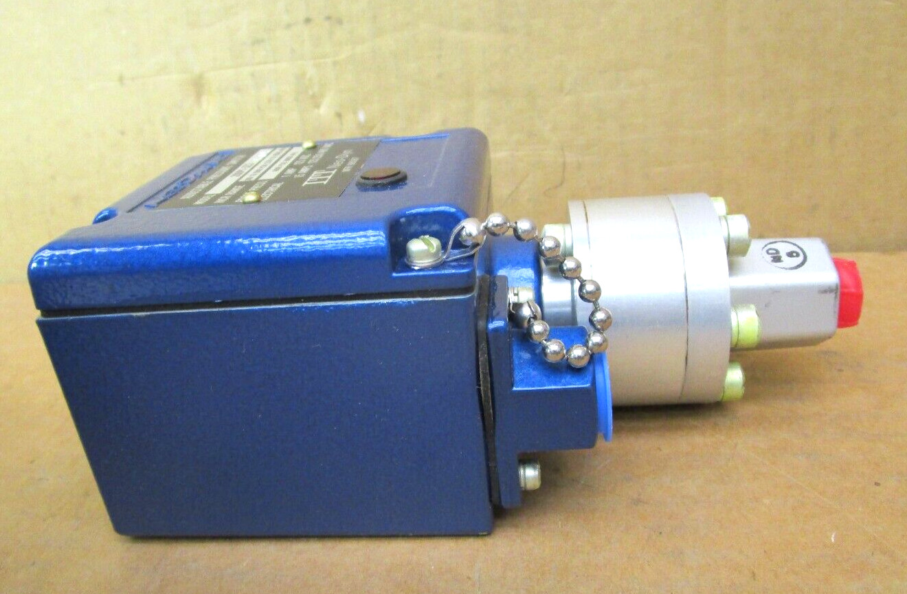 ITT Neo-Dyn 200P1-3Z3EJL Adjustable Pressure Switch 51276LR