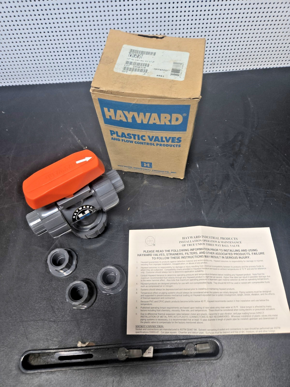 HAYWARD TW1050ST 3-Way True Union 1/2″ Ball Valve PVC NSMP