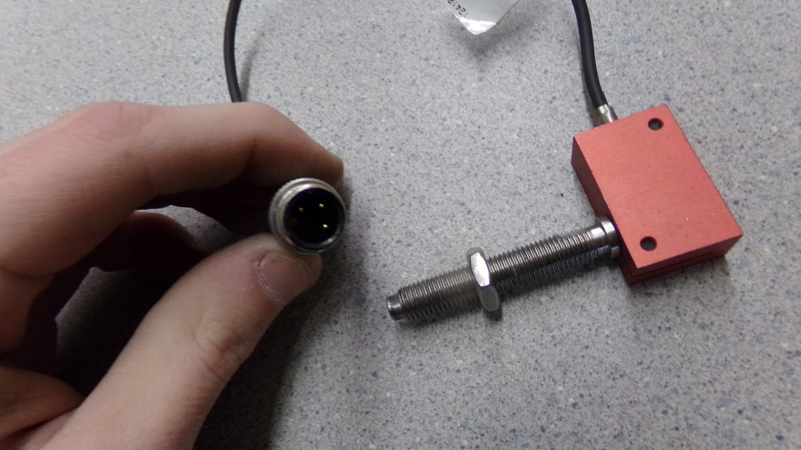 NEW Balluff BES 516-3007-G-E4-C-S4-00.2 Proximity Sensor *FREE SHIPPING*